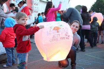 «Даниловцы»: Благотворительный праздник небесных фонариков в День защиты детей 