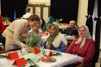«Даниловцы»: Рождественский благотворительный ужин для пожилых одиноких прихожан Данилова монастыря