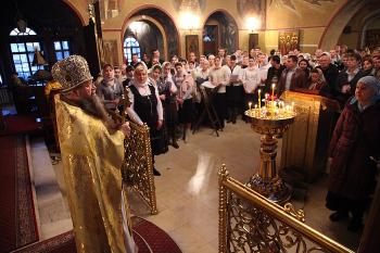 Божественная литургия для молодежи Центра и Даниловского благочиния
