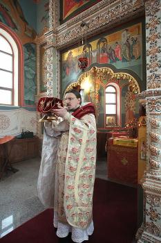 Престольный праздник в храме святого священномученика Владимира