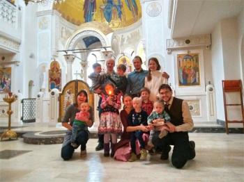 Школа молодой семьи: Экскурсию по храму для родителей с детьми