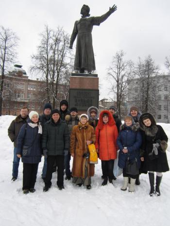 Знакомство активистов Добровольческого объединения молодёжи «РеставросЪ» со святынями Нижнего Новгорода