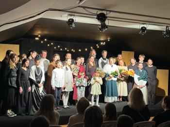 Подростковый клуб «99 овец»: показ спектакля «Маленькие женщины»