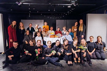 Подростковый клуб «99 овец»: спектакль «Маленькие женщины»